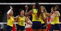 Brasil atropelou a Polônia e avançou com 100% de aproveitamento no vôlei feminino.  Foto: Siphiwe Sibeko/Reuters