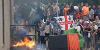 A secretária do interior, Yvette Cooper, condenou as "cenas vergonhosas de violência e vandalismo" após dias de protestos em cidades do Reino Unido  Foto: Reuters / BBC News Brasil