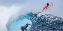 O surfista perdeu a semifinal para Jack Robinson, mas venceu do peruano Alonso Correa e garantiu o pódio em Teahupoo, no Taiti. 
  Foto: William Lucas/COB