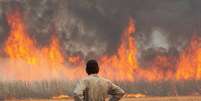 Incêndio em plantação de cana próxima à cidade de Dumont, São Paulo  Foto: Reprodução/Reuters