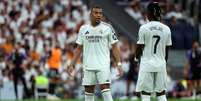 Mbappé e Vini Jr em ação pelo Real Madrid Foto: Pierre-Philippe MARCOU / AFP / Lance!