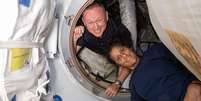 Butch Wilmore e Suni Williams permanecerão no espaço até fevereiro de 2025 Foto: NASA / BBC News Brasil