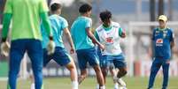 A Seleção Brasileira começa a preparação para enfrentar o Paraguai  Foto: Rafael Ribeiro / CBF / Lance!