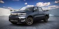 Ram 1500 REV, primeira picape totalmente el&eacute;trica da Stellantis,ser&aacute; lan&ccedil;ada este ano  Foto: Stellantis / Guia do Carro