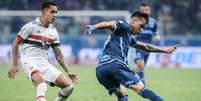 Marlon e Igor Vinícius travam duelo no Mineirão - Foto: Gustavo Aleixo/Cruzeiro / Jogada10