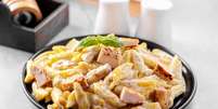 Penne cremoso com frango  Foto: MOUTASEM PHOTOGRAPHY | Shutterstock / Portal EdiCase