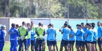 Foto: Lucas Uebel/Grêmio FBPA - Legenda: Renato Gaúcho é um que tem a situação indefinida no Grêmio, já que seu contrato é válido até dezembro / Jogada10