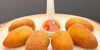 COXINHA COM MASSA DE BATATA NA AIRFRYER Foto: Bake and Cake Gourmet