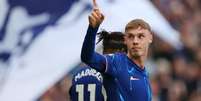  Foto: Richard Heathcote/Getty Images - Legenda: Palmer celebra um de seus quatro gols no duelo do Chelsea contra o Brighton / Jogada10