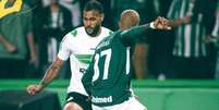 Foto> Divulgação / Coritiba - Legenda: Coritiba e Goiás fazem jogo movimentado. Mas, no fim, 0 a 0 no placar  Foto: Jogada10