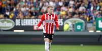 Jerdy Schouten (PSV) durante jogo contra o Fortuna Sittard, no dia 22.09.2024 Foto: dpa picture alliance / Alamy Stock Photo