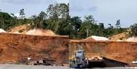 Porto da Terra Preta desaba no interior do Amazonas  Foto: Reprodução/Redes Sociais