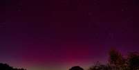 Luzes da Aurora Boreal em Langwedel, na Alemanha, no dia 9/10/2024  Foto: Reuters