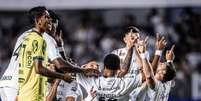  Foto: Divulgação/ Santos FC - Legenda: Santos sofre, mas vence o Mirassol pela Série B / Jogada10