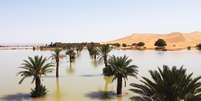 Em apenas dois dias, caiu o equivalente a mais de um ano de chuva no sudeste de Marrocos  Foto: AP / BBC News Brasil