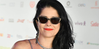 Samara Felippo comentou que é muita "ignorância e caretice" por parte das pessoas que estão criticando  Foto: Reprodução: Instagram/sfelippo