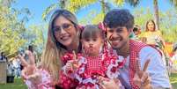 Virginia e Zé Felipe com Maria Alice, filha mais velha do casal Foto: Reprodução/Instagram/@virginia