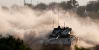 Tanque israelense perto da fronteira de Gaza 15/10/2024  Foto: REUTERS/Amir Cohen