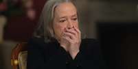 Kathy Bates ao ver seu discurso no Oscar de 1991 e perceber que se culpou à toa por mais de 30 anos  Foto: Reprodução/TV