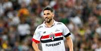  Foto: Rubens Chiri e Paulo Pinto/Saopaulofc.net - Legenda: Calleri não marca no Brasileirão há dois meses / Jogada10