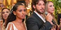 "Mania de Você": casamento de Mavi e Viola agita a web no capítulo de terça-feira (22).  Foto: Reprodução, TV Globo / Purepeople