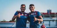 Bruno Pacheco e Hércules em treino do Fortaleza. Foto: Matheus Lotif/FEC / Esporte News Mundo