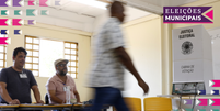 Segundo turno das eleições ocorrem neste domingo (27/10); 51 municípios escolhem prefeitos  Foto: Bruno Peres/Agência Brasil / BBC News Brasil