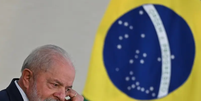 O presidente Lula e a cúpula do PT avaliam os impactos das eleições municipais sobre o futuro do partido  Foto: EPA / BBC News Brasil