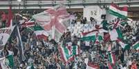 Foto: Lucas Merçon/Fluminense - Legenda: Torcida do Fluminense promete casa cheia diante do Grêmio pelo Brasileirão / Jogada10