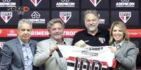 Foto: Reprodução - Legenda: São Paulo renova contrato com a Ademicon / Jogada10