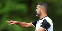 Artur Jorge durante treino do Botafogo.   Foto: Vitor Silva/Botafogo / Esporte News Mundo