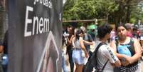 Primeiro dia da prova do Enem na Universidade de Fortaleza "Unifor", na Avenida Washington Soares, no bairro Edson Queiroz, em Fortaleza (CE), neste domingo, 03  Foto: CAIO ROCHA/ISHOOT / Estadão