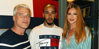 Bruno Gagliasso, Lewis Hamilton e Giovanna Ewbank   Foto: @gioewbank/Instagram/Reprodução / Elas no Tapete Vermelho