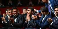  Foto: Reprodução / @BallonDOr - Legenda: Momento em que Rodri é escolhido para receber a Bola de Ouro / Jogada10