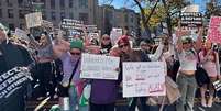 No sábado seguinte à eleição, Women's March reuniu centenas em Washington  Foto: DW / Deutsche Welle