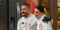 Quem ganhou o 'Masterchef Brasil 2024'? Chef leva a melhor em final repleta de brasilidade, mas web se revolta: 'Injusto'.  Foto: Divulgação, Band / Purepeople