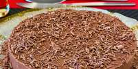 TORTA DE CHOCOLATE 2 INGREDIENTES Foto: Bake and Cake Gourmet