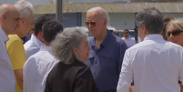 Joe Biden chega ao aeroporto de Manaus  Foto: Reuters