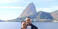 Foto de formatura de Vitor Braga em Engenharia Mecânica, com a mãe. "Tinha tudo para dar errado". Foto: Arquivo pessoal