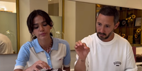 Bruna Marquezine prepara panetone de chocolate com Cedric Grolet   Foto: Reprodução/Instagram/Cedric Grolet 