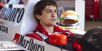 Gabriel Leone vive Ayrton Senna em nova produção da Netflix  Foto: Divulgação/Alan Roskyn/Netflix