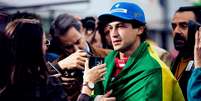 Gabriel Leone interpreta Ayrton Senna na nova série da Netflix  Foto: Netflix / BBC News Brasil