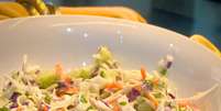 SALADA DE REPOLHO AMERICANA (COLESLAW) Foto: Bake and Cake Gourmet