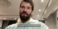 Reproução/One Football - Legenda: Alisson, goleiro do Liverpool e da Seleção Brasileira  Foto: Jogada10