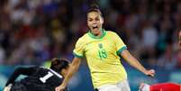 Adriana celebra indicação ao The Best da Fifa ao lado das companheiras de seleção - Foto: Rafael Ribeiro/CBF / Jogada10