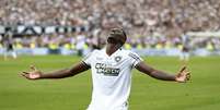 Luiz Henrique celebra gol que abriu o placar na final da Libertadores  Foto: Reuters/Matias Baglietto