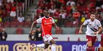 Enner Valencia (Internacional) durante jogo contra o Fluminense, no dia 08.11.2024 Foto: Associated Press / Alamy Stock Photo