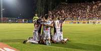 Com o resultado, o Rubro-Negro garantiu a permanência na Série A. Foto: Victor Ferreira/Vitória FC / Esporte News Mundo