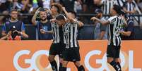 Comemoração do gol do Savarino.   Foto: Buda Mendes/Getty Images / Esporte News Mundo