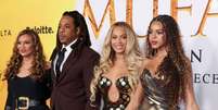 Jay-Z faz primeira aparição ao lado de Beyoncé após ser acusado de estupro junto com P. Diddy.  Foto: Getty Images / Purepeople